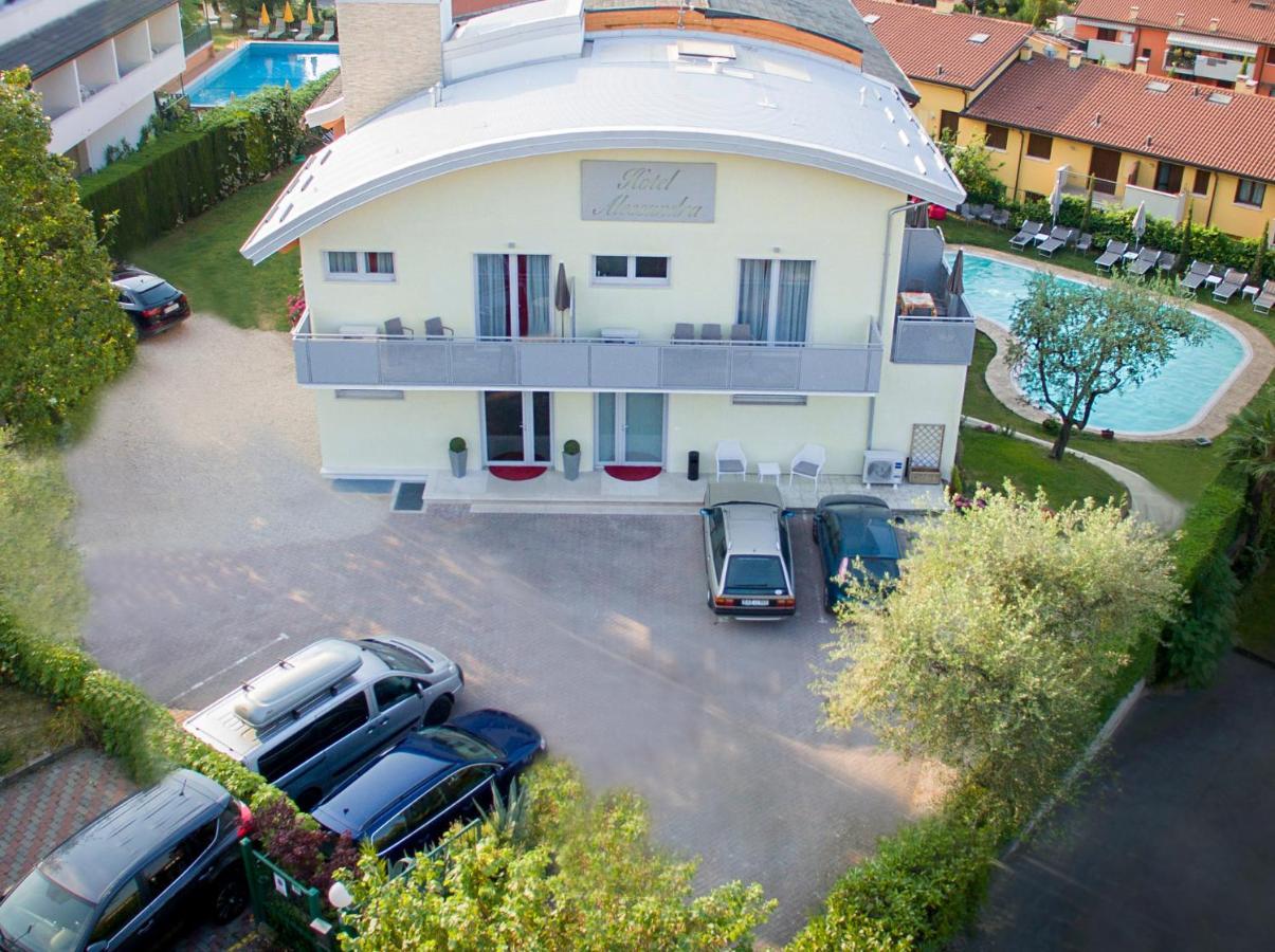 Alessandra Hotel
