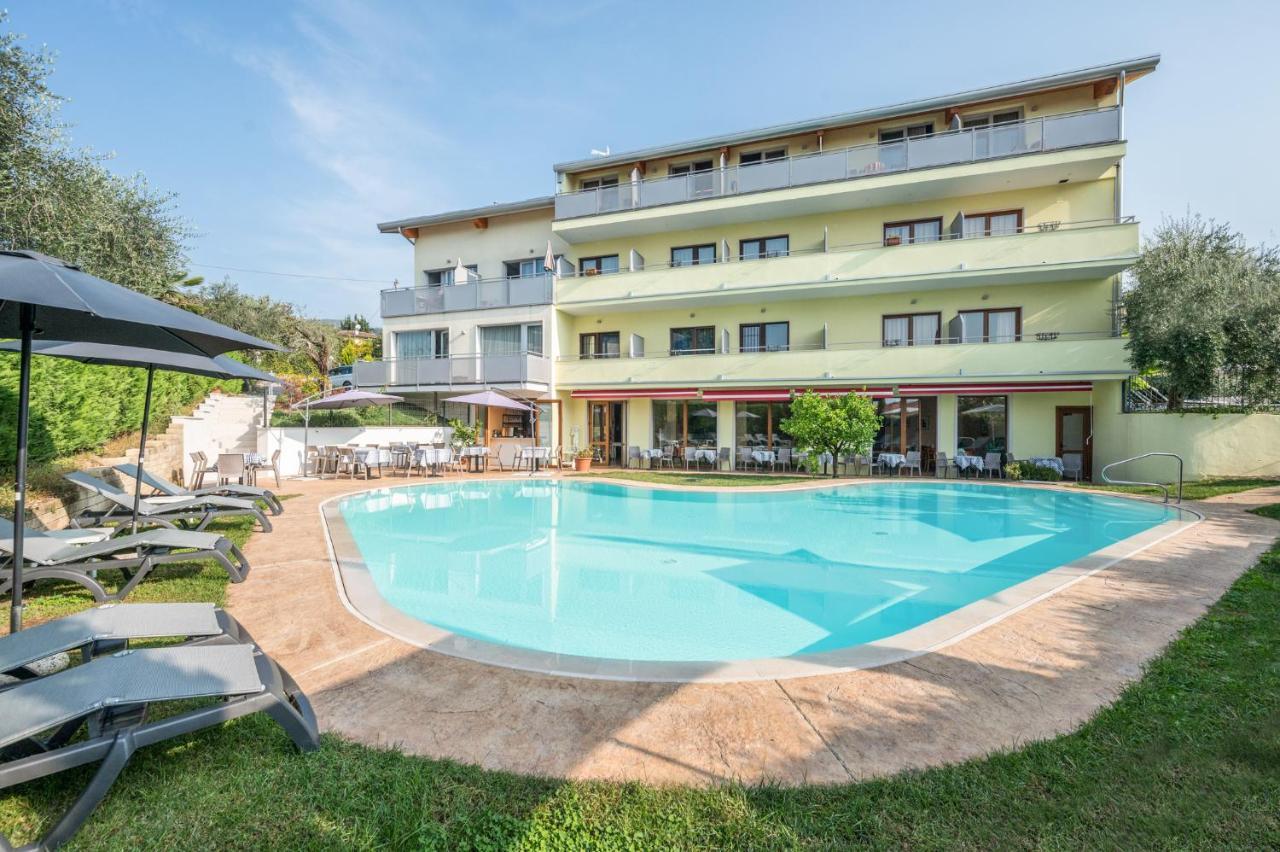 Alessandra Hotel