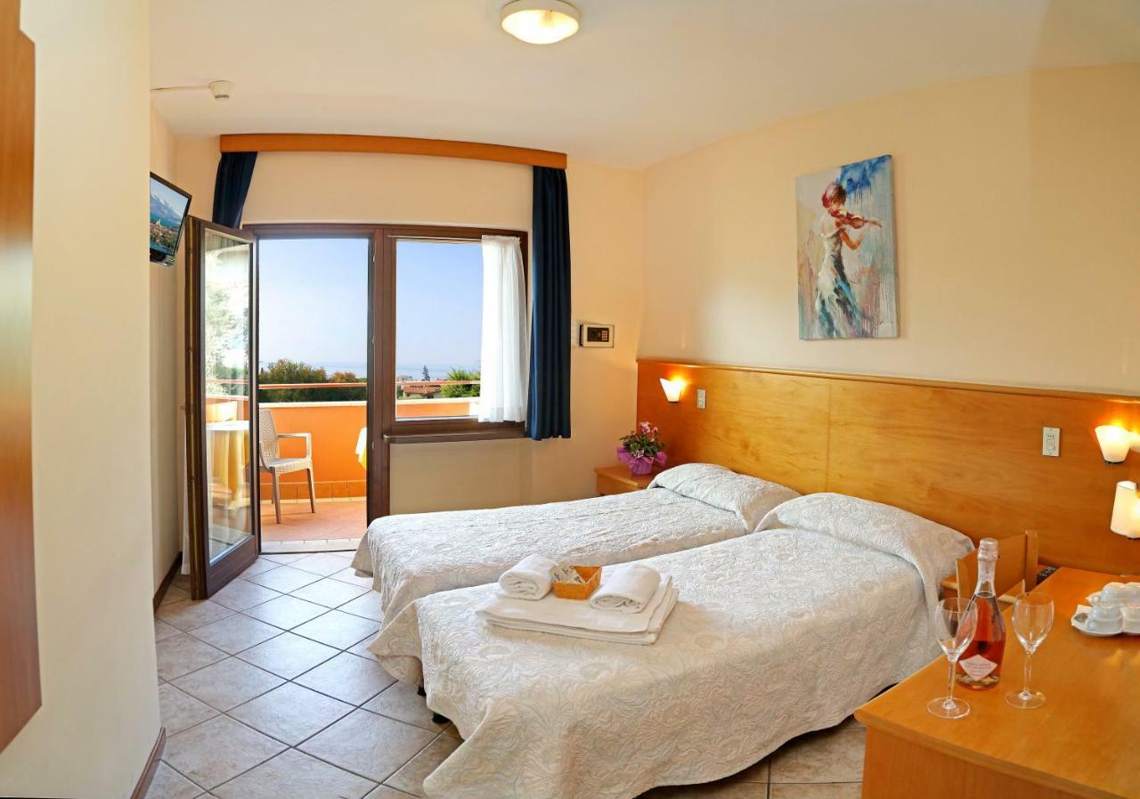 Alessandra Hotel